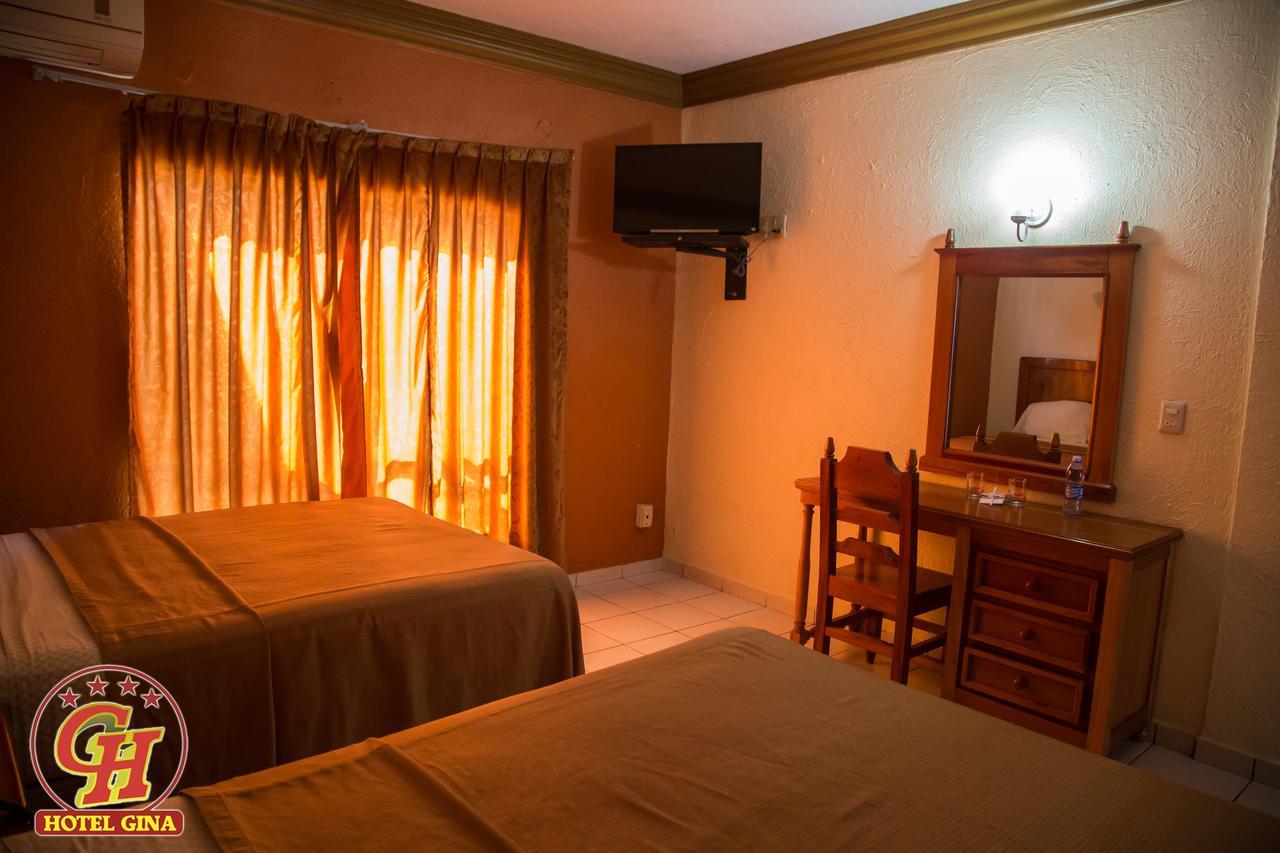 Hotel Gina Tecoman Exterior photo